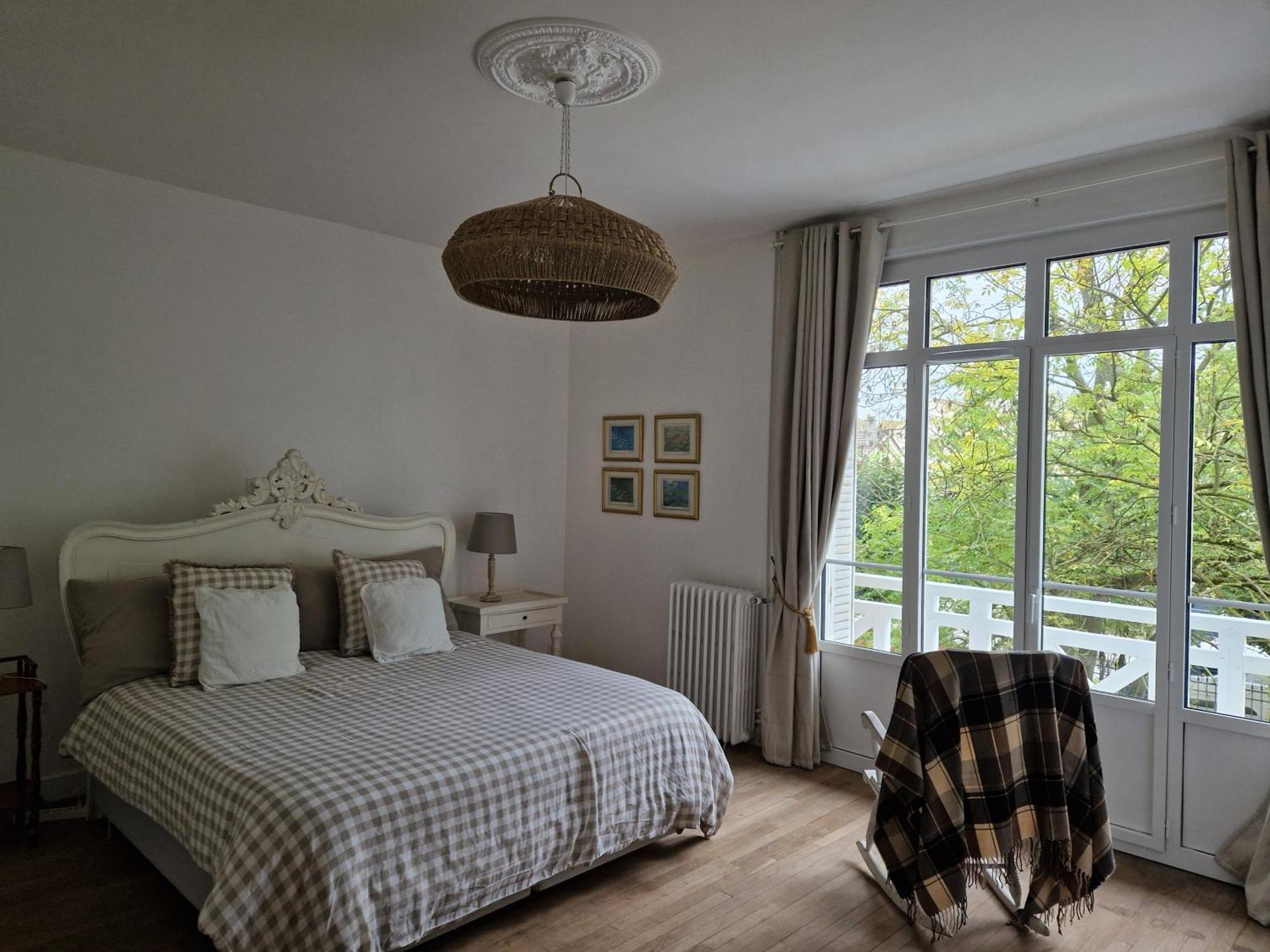 Demeure Du Saule Madame Bed & Breakfast Thieux  Ngoại thất bức ảnh